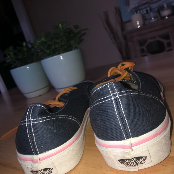 Vans Leather Lace Sneaker - Picture 2 of 3